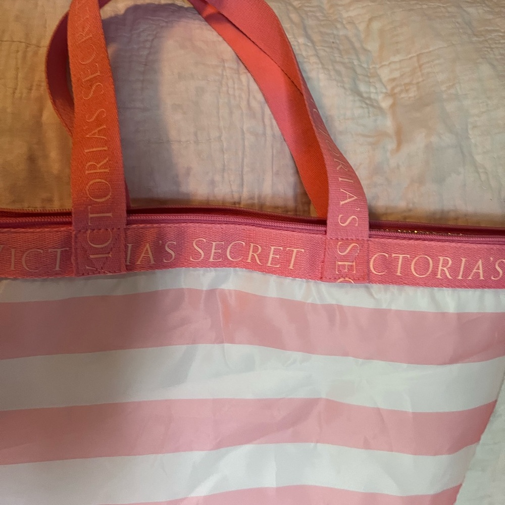 Victoria Secret insulated